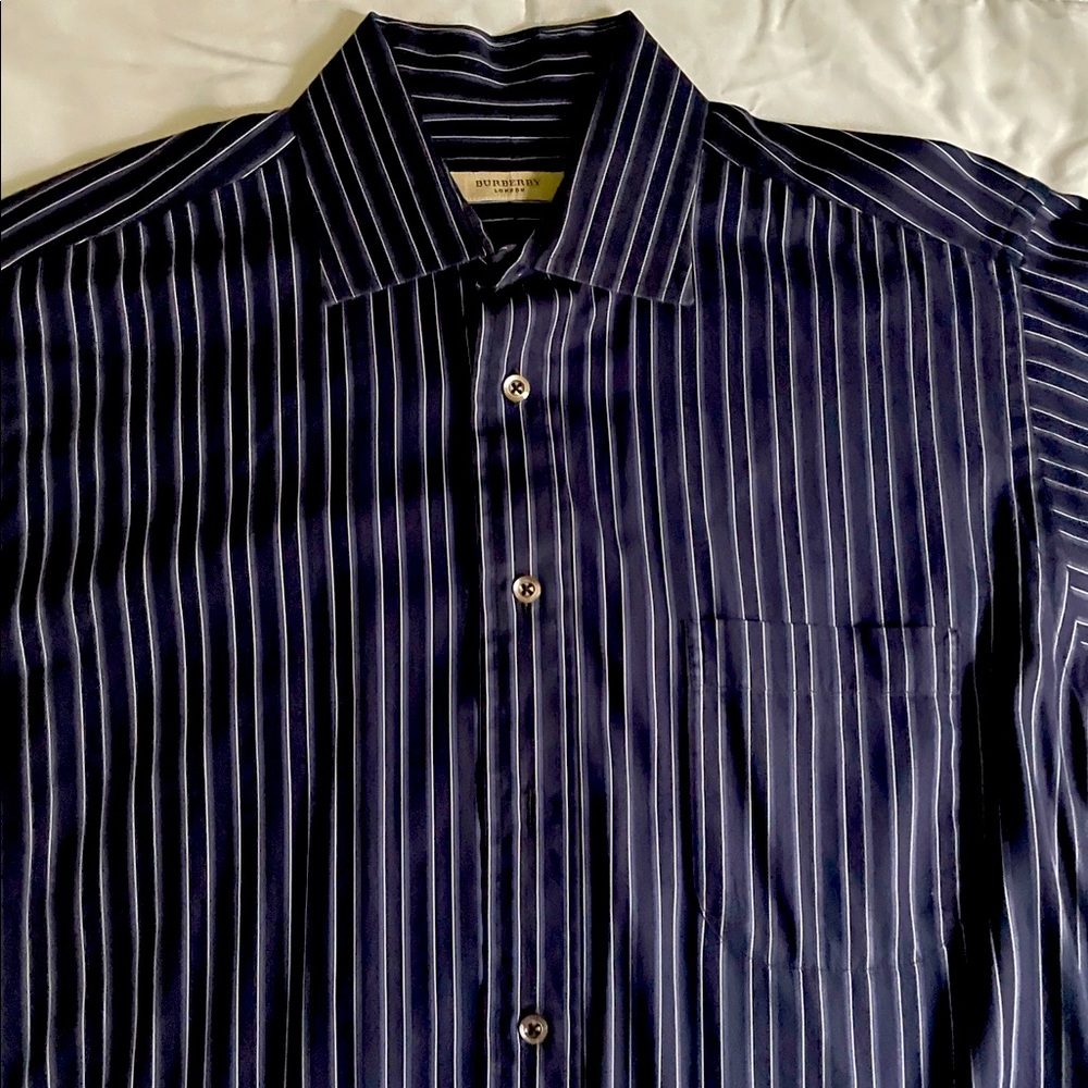 Dark blue Burberry shirt - mint